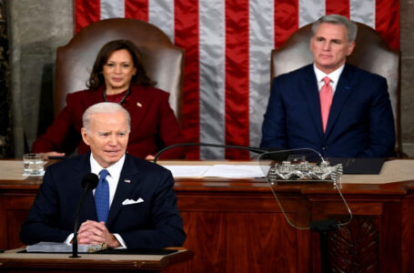 بايدن: الاقتصاد الأميركي في موقع أفضل للنمو أكثر من أي بلد آخر ……..