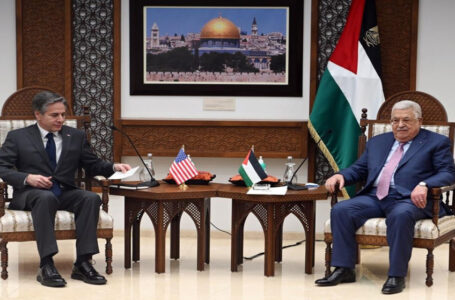 بلينكن يكرر دعم واشنطن لـ”حل الدولتين” ويحض الطرفين على “إعادة الهدوء”……..       ￼