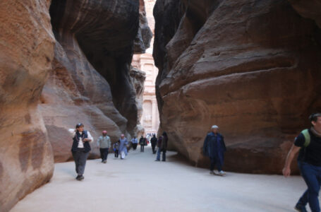 جمعية الفنادق الأردنية: حركة مبكرة للنشاط السياحي منذ بداية العام الحالي……..           ￼