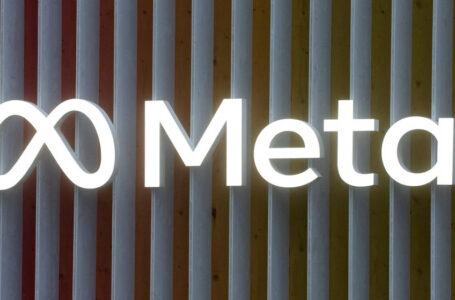 “ميتا”: سنواصل إصدار أدوات الذكاء الصناعي رغم مزاعم تسريبها………       ￼