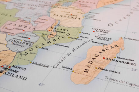 الإعصار فريدي يخلّف 8 قتلى في ثاني مرور له في مدغشقر…….          ￼