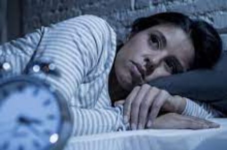 5 أخطاء طعام نرتكبها قبل النوم……..