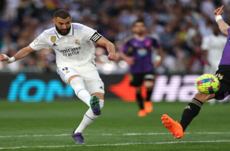 بنزيمة يسجل ثلاثية في سبع دقائق في فوز ساحق لريال مدريد على بلد الوليد……..       ￼
