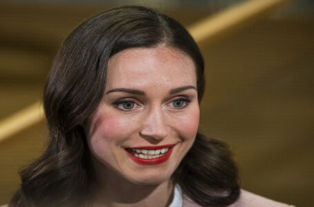 رئيسة وزراء فنلندا تعترف بهزيمتها في الانتخابات التشريعية……..     ￼