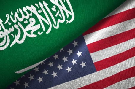 مستشار الأمن القومي الأميركي وولي عهد السعودية يتناقشان بشأن اليمن وإيران………       ￼