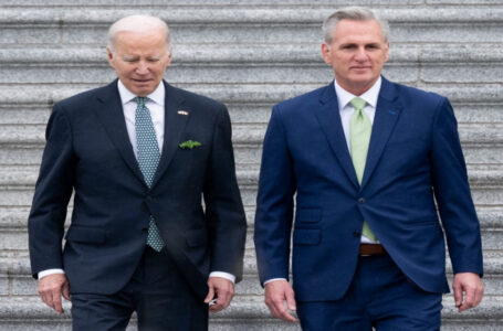 لا اتفاق على رفع سقف الدين في اجتماع بايدن مع زعماء جمهوريين…….     ￼