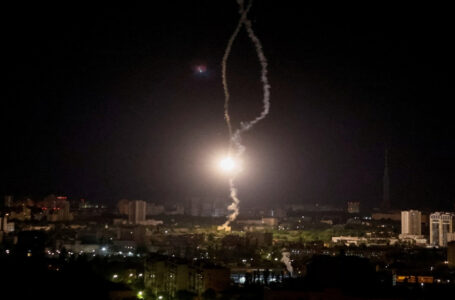 دوي انفجارات في كييف وعدد من مناطق أوكرانيا…….      ￼