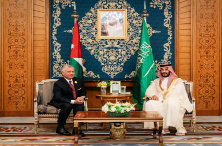 الملك وولي العهد السعودي يعقدان لقاء في جدة￼