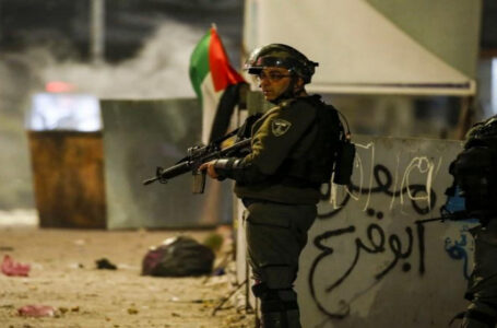 استشهاد 3 فلسطينيين برصاص الاحتلال الإسرائيلي في مخيم بلاطة…….     ￼