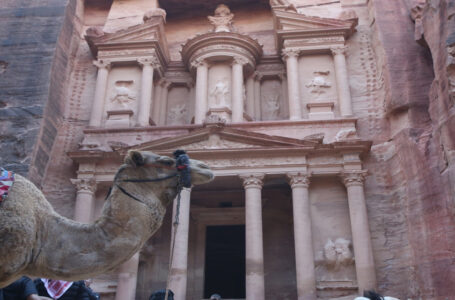 تقرير دولي: الأردن الثامن عالميا كأكثر الوجهات نموا في عائدات السياحة الدولية…….      ￼