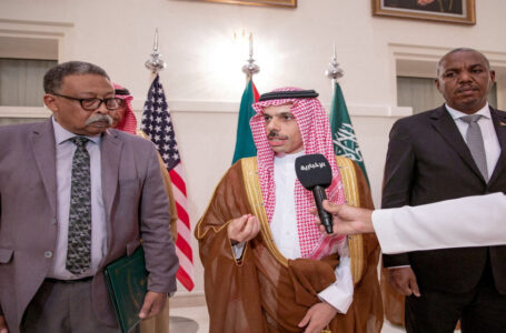 السفارة الأميركية بالخرطوم: الرياض وواشنطن تلاحظان تحسنا في احترام الهدنة القصيرة بالسودان……     ￼