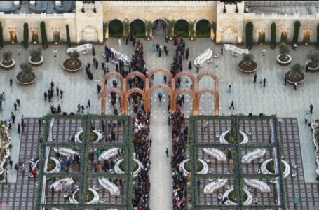 مساحة الاستقبال في قصر الحسينية..عمق وتنوع في التقاليد…….      ￼