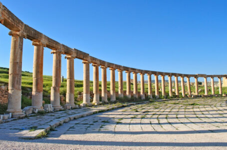 أجواء معتدلة الحرارة في أغلب المناطق الاثنين……     ￼