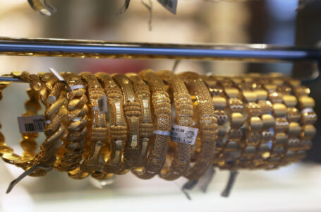 39.8 دينارا سعر غرام الذهب عيار 21 محليا￼