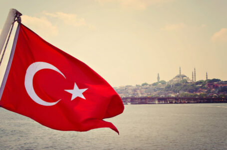 تركيا ترفع الحد الأدنى للأجور 34% في النصف الثاني من العام￼