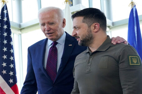 بايدن: ذخيرة الأوكرانيين تنفد