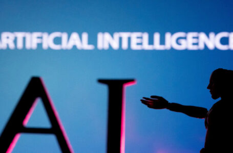روبوتات خلال منتدى للذكاء الاصطناعي: لن نسرق وظائف البشر￼