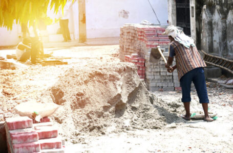 “الداخلية والعمل” تؤكدان بدء تنفيذ حملات على ‏العمالة المخالفة