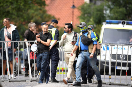 الأردن يدين تمزيق نسخة من المصحف الشريف في العاصمة السويدية￼