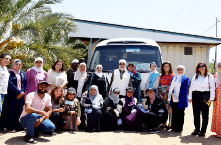 الحكومة: توفير النقل للعاملات في الزراعة أولوية استراتيجية في رؤية التحديث الاقتصادي￼