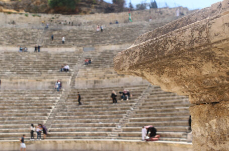 المدرج الروماني في عمّان يجذب 90 ألف زائر وسائح￼