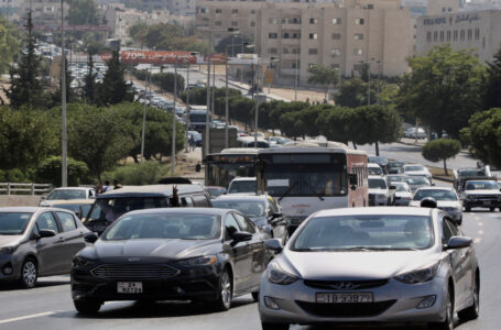 بدء صرف دعم المحروقات لمشغلي النقل العام اليوم￼