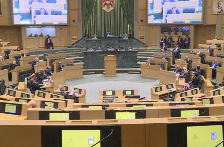 لجان نيابية تناقش اليوم قضايا عدة￼