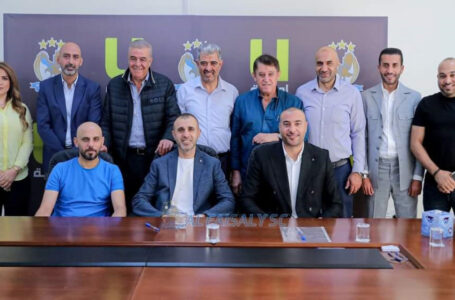 الجهاز الفني الجديد للفيصلي يوقع على كشوفات النادي￼