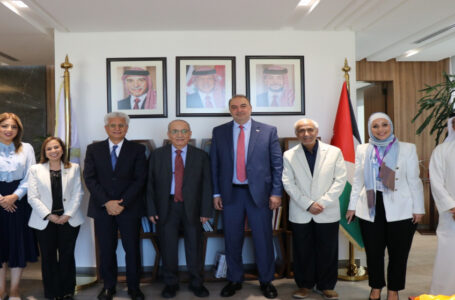 وفد كويتي يطلع على برامج تدريب وتأهيل بأكاديمية الملكة رانيا