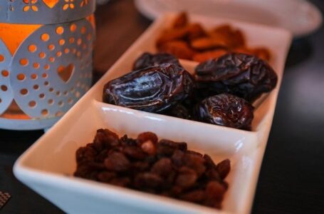 دراسة: صيام رمضان يخفض الكوليسترول