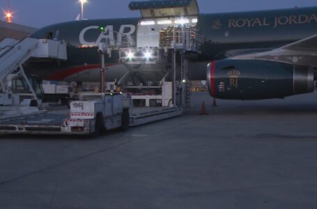 طائرة أردنية محملة بمنتجات زراعية إلى أوروبا بعد تأثر الصادرات بـ”ظروف أمنية” إقليمية