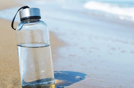 احذر.. زجاجة المياه القابلة لإعادة الاستخدام أرض خصبة للبكتيريا