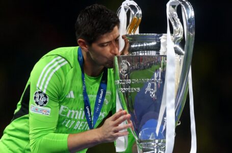 اتحاد الكرة البلجيكي يستبعد عودة كورتوا للمنتخب