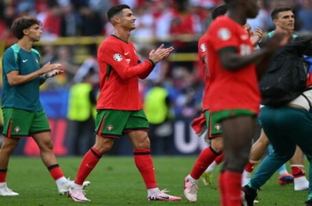 البرتغال تبلغ ثمن نهائي كأس أوروبا بعد فوز مريح على تركيا 3-0