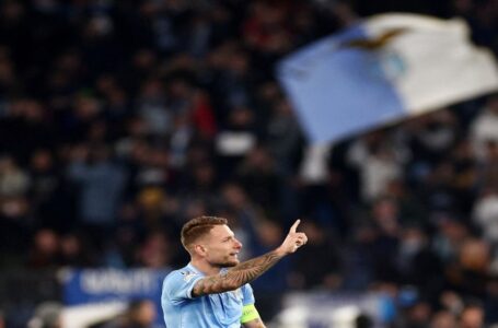 إيموبيلي يغادر لاتسيو بعد ثماني سنوات