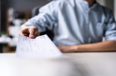 ارتفاع عدد الشيكات المرتجعة في الأردن خلال حزيران بنسبة 14.3% لتصل إلى 19.5 ألفا