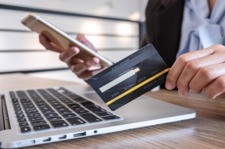 أكثر من 56 مليون حركة دفع بـ 8,3 مليارات دينار عبر “كليك” منذ مطلع العام