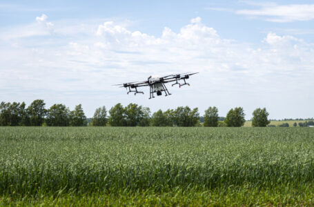 “هيئة الطيران” تصدر تعديلا يسمح باستخدام الطائرات المسيرة في عدة مجالات