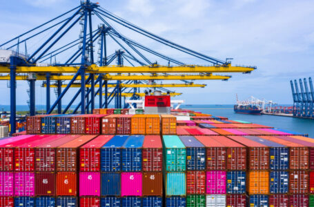 نمو صادرات الأردن من المجوهرات والألبسة والأسمدة حتى نهاية شباط