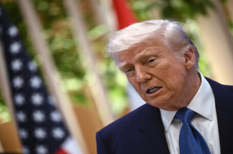 ترامب: سنرد بمستويات غير مسبوقة إذا تعرضت قواتنا لأي هجوم إيراني