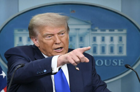 ترامب يعلن إنهاء المفاوضات التجارية مع كندا “فورا”