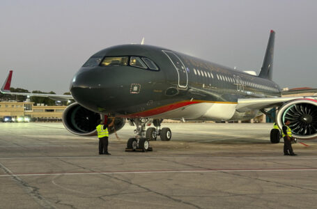وصول أول طائرة إيرباص A320neo للملكية الأردنية إلى مطار عمّان