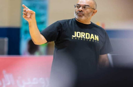 مدرب منتخب السلة: فخورون بالروح القتالية والجهد الكبير الذي قدمه “صقور النشامى”