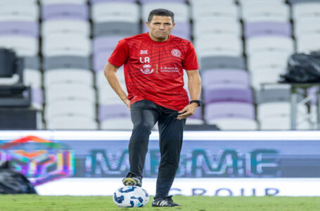 الجزيرة الإماراتي يعلن إقالة المدرب الحسين عموتة