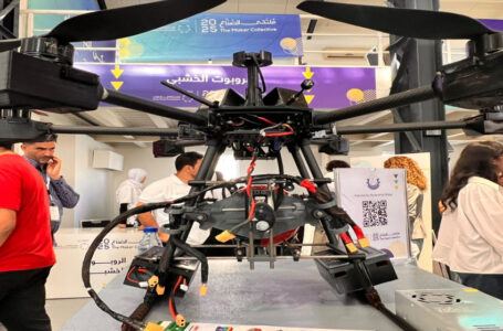الطائرات المسيّرة وبرمجياتها.. شباب يقدّمون عقارب الساعة إلى الأمام في ملتقى الصناع 2025