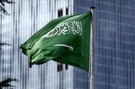 السعودية تندد بالهجمات الإيرانية على الأردن والإمارات والبحرين وقطر والكويت