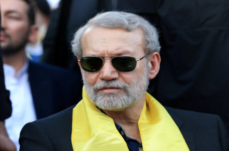 لاريجاني: إيران لن تتفاوض مع الولايات المتحدة الأميركية